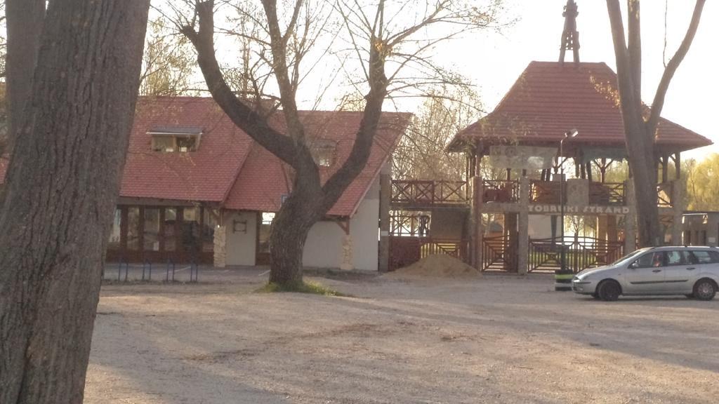Ferienwohnung Molni Balatonfůzfő Exterior foto