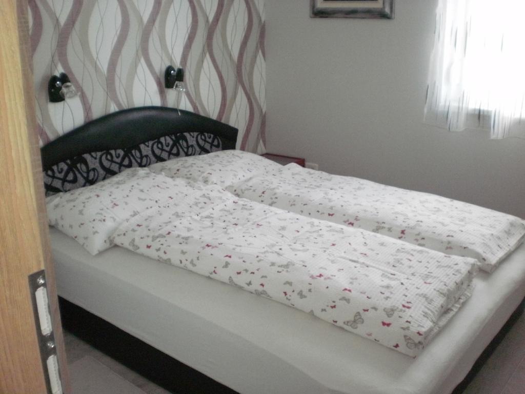 Ferienwohnung Molni Balatonfůzfő Exterior foto